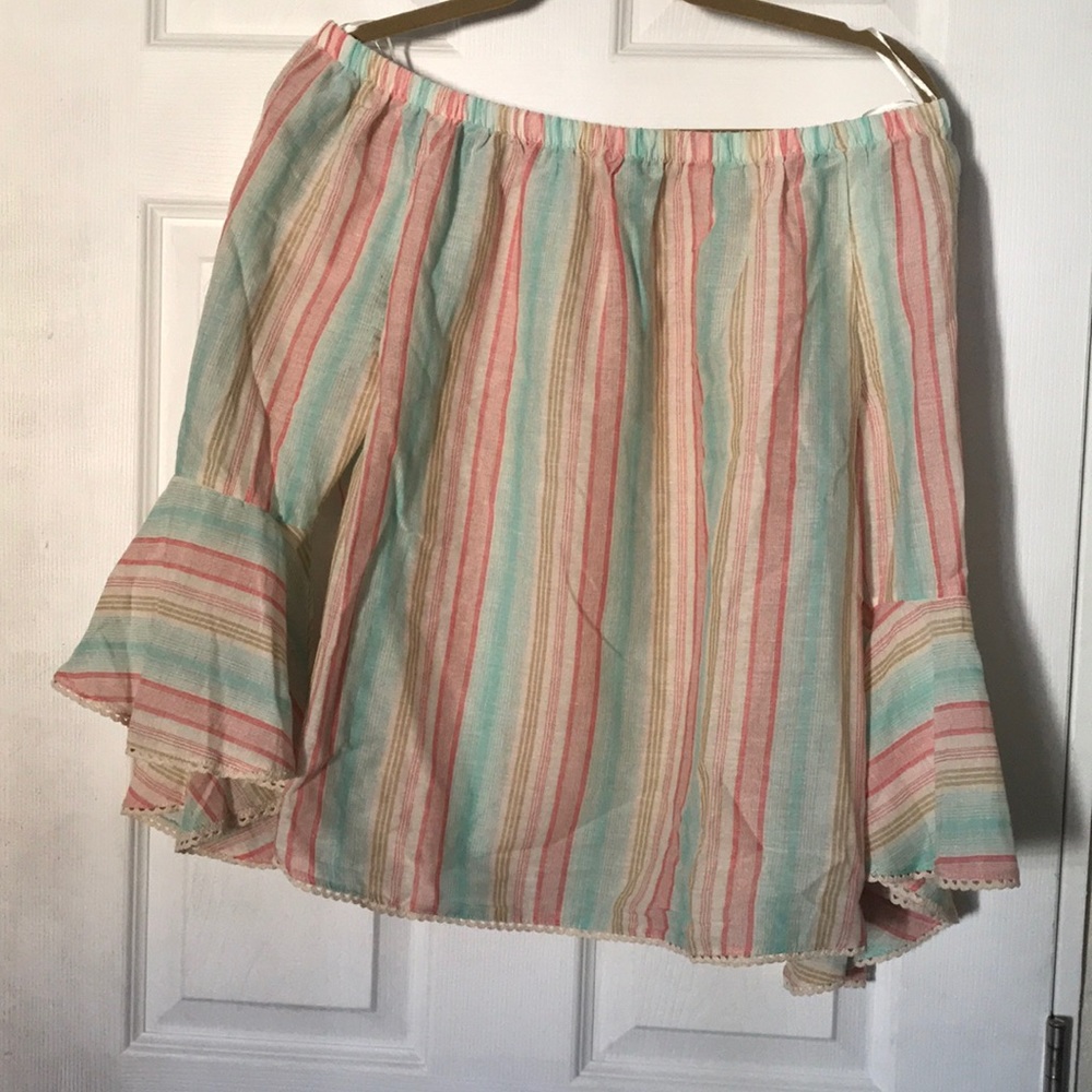 Solitaire Shoulder Top